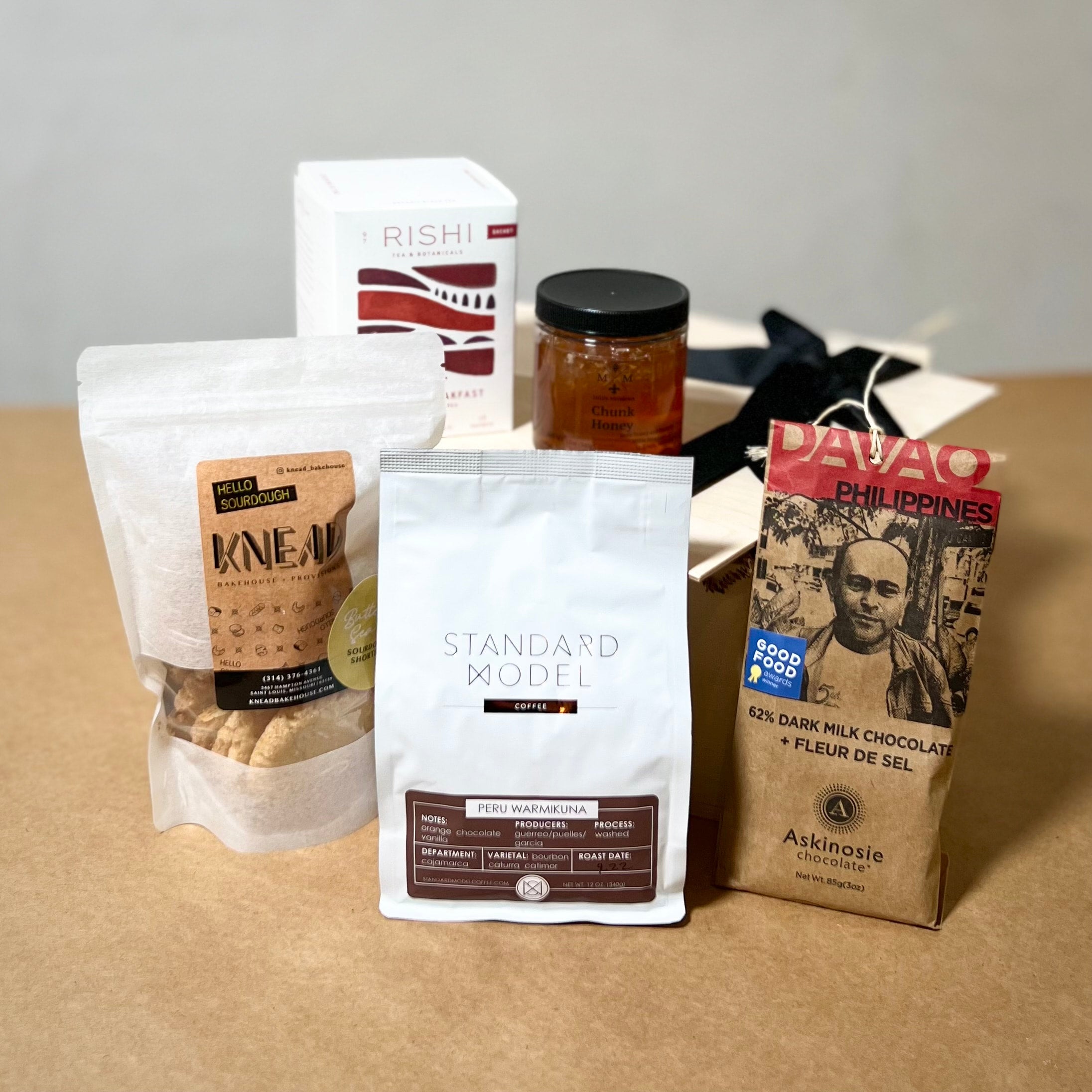 Coffee, Tea & Treats Gift Box